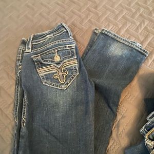 Rock revivals sz 27R